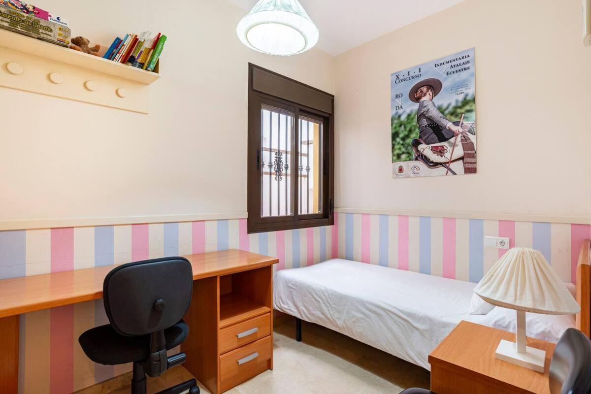 Tu Hogar En Ronda, La Ciudad Soñada